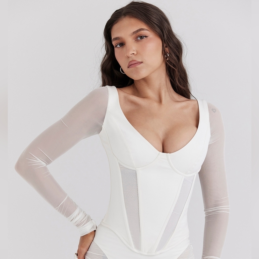 White House of CB 'Arminta'-XL